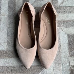 Italeau nude suede flats